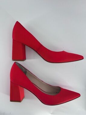 Women’s Marc Fisher Pointed Block Heel Pumps in Red - Size 10